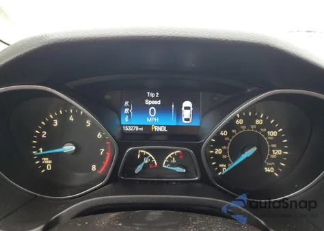 2015 Ford Focus S z USA, uszkodzony, nr VIN 1FADP3E26FL365644